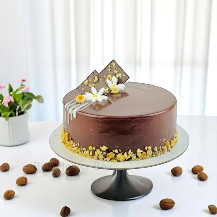 Hazelnut Crunch Cake