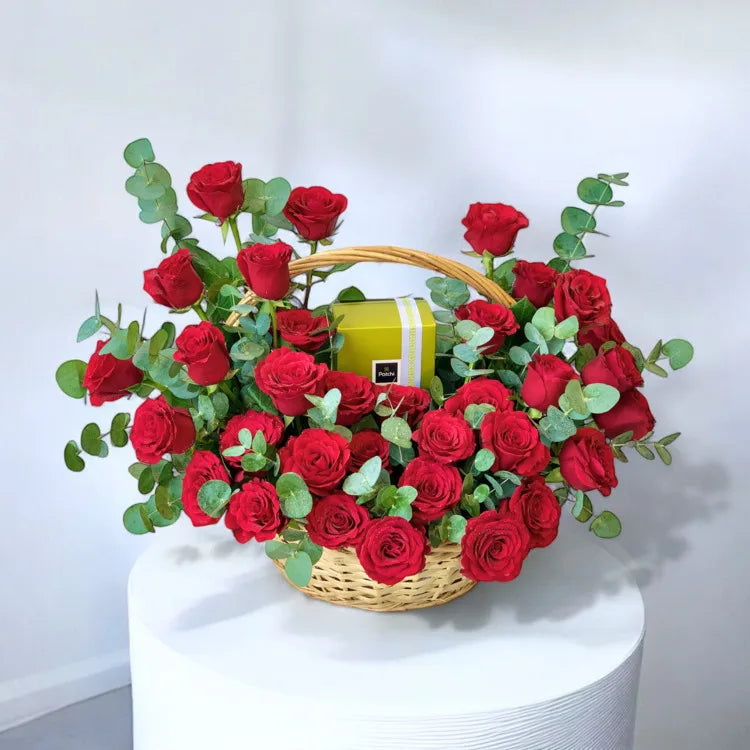 Red Roses Sweet Basket