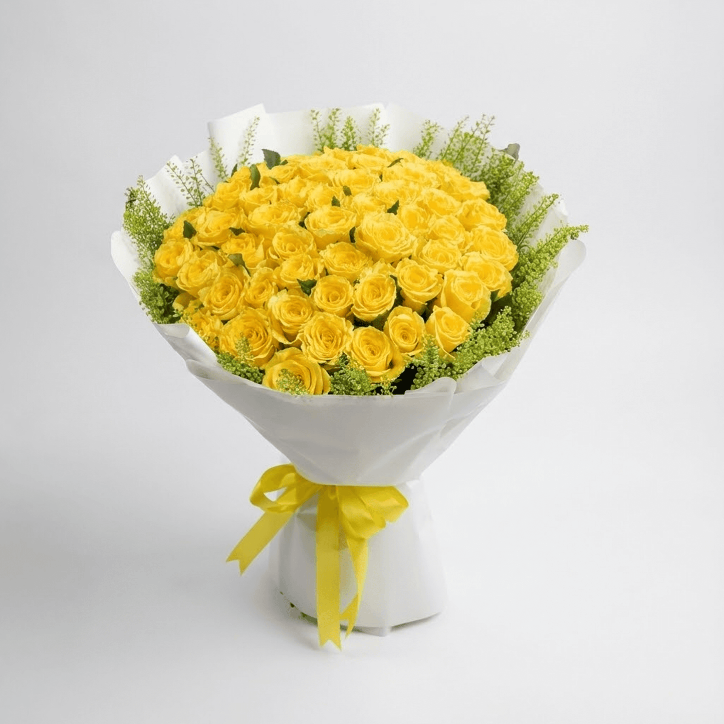 Luxury yellow rose bouquet arranged for flower delivery in As Salimiyah Kuwait