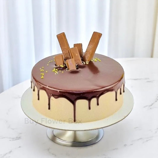 KitKat Cake