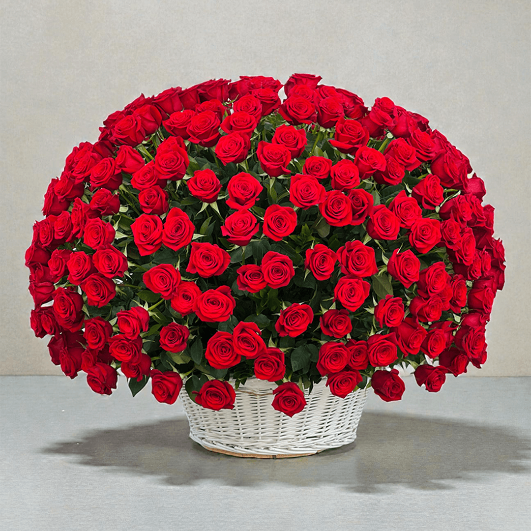 Luxury red rose flower basket arranged with fresh roses for flower delivery in Kuwait