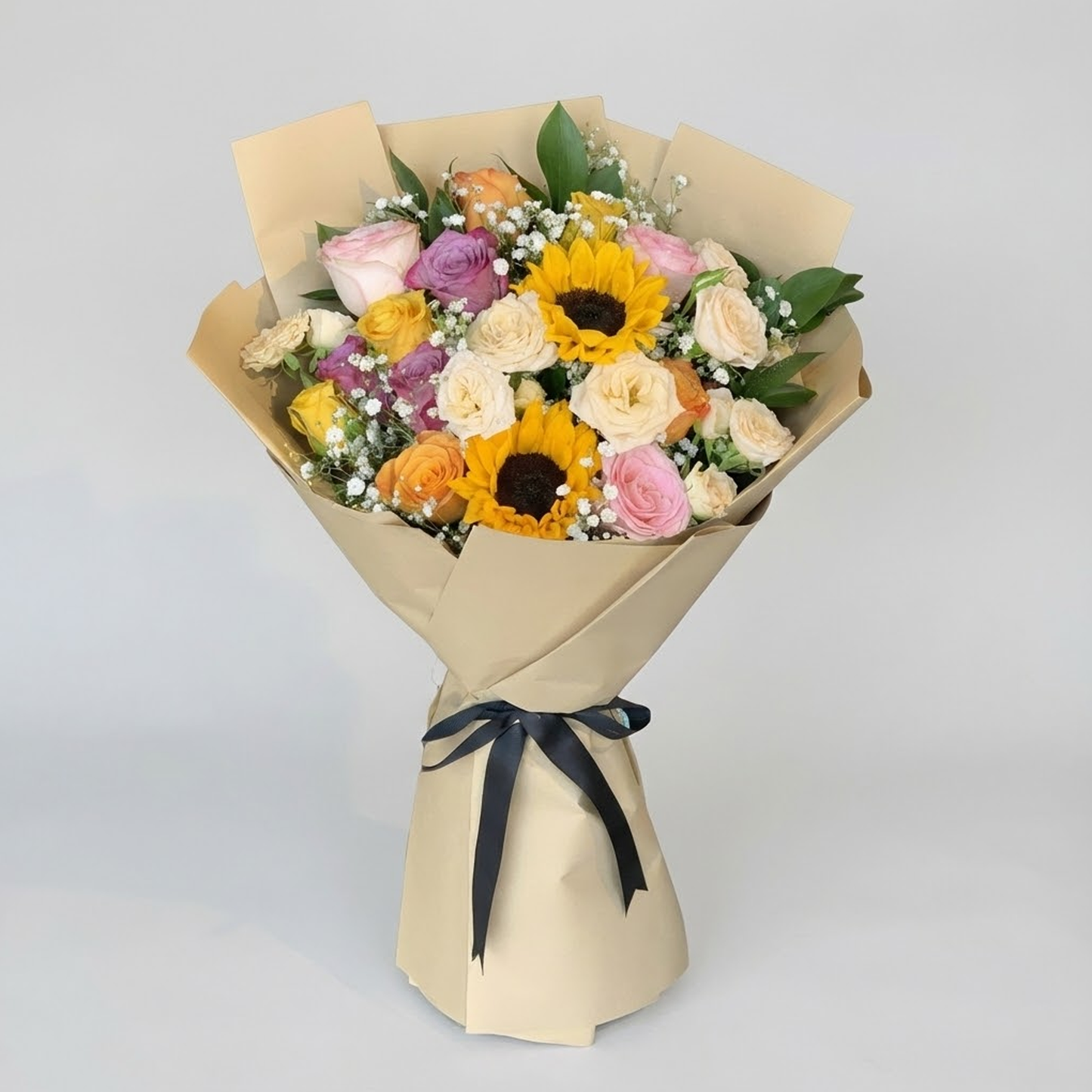 Mixed sunflower and rose bouquet by Buy Flower Box, flower delivery in Kuwait